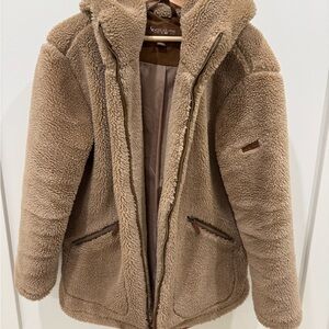 Koalaburra by UGG Cozy Tan Sherpa Jacket